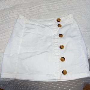 Free people size 8 white mini skirt
